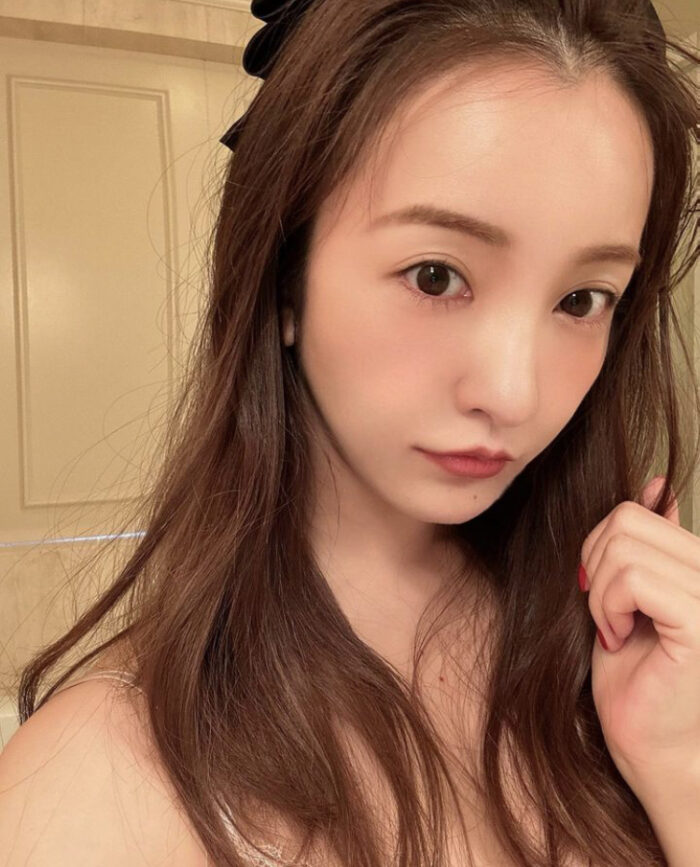 板野友美 水着