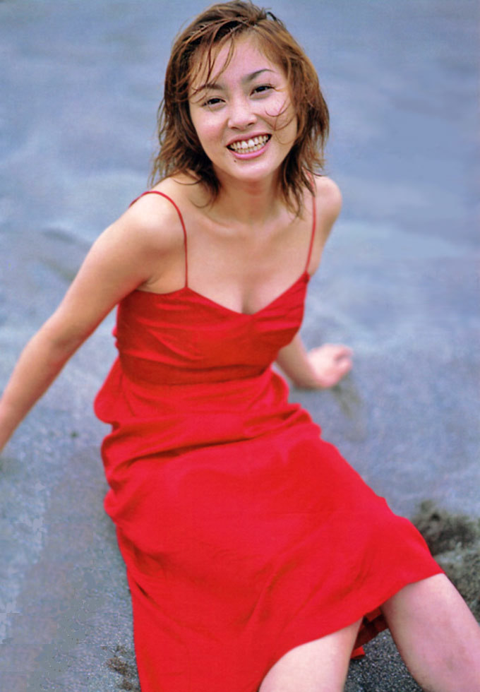 瀬戸朝香 水着