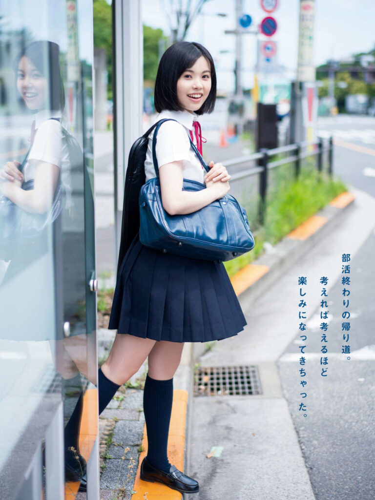 地頭江音々 水着