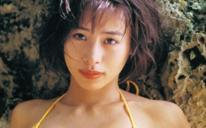 さとう珠緒の水着画像79枚【ビキニ姿が可愛すぎてやばいです！】