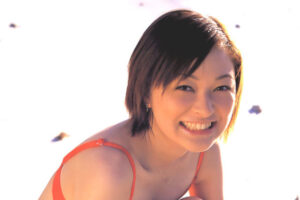 市井紗耶香の水着画像48枚【ビキニ姿が可愛すぎてやばいです！】