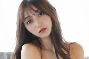 辻りりさの水着画像95枚【ビキニ姿が可愛すぎてやばいです！】