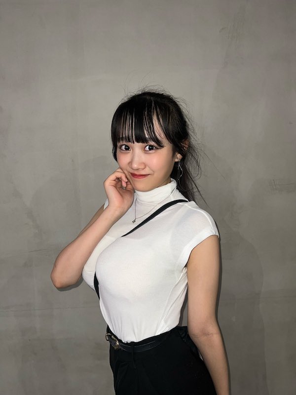 奥村梨穂 水着