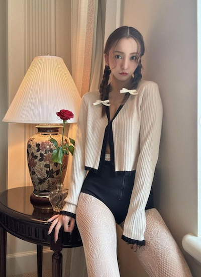 板野友美 水着