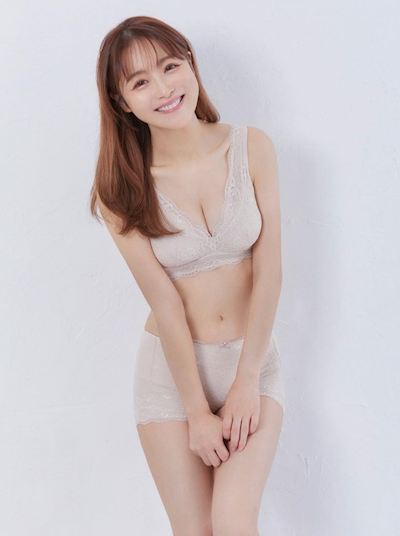 鈴木奈々 水着